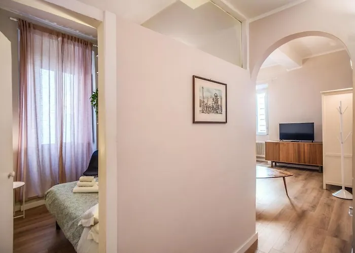 Cappellari Campo Dei Fiori Int 3 * Rom